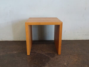 Beistelltisch / Hocker